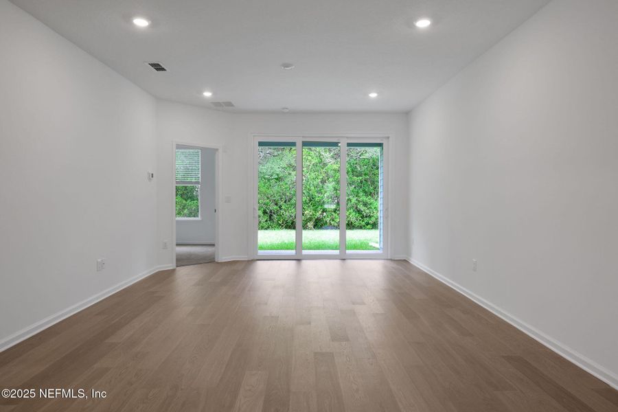 Spacious, unfurnished interior of a new home in The Hammock at Palm Harbor, Palm Coast (Image 24).