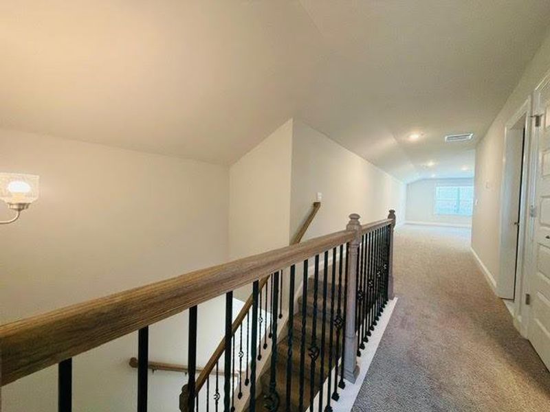 Spacious, unfurnished interior of a new home in Tuscany Hills, Douglasville (Image 20).