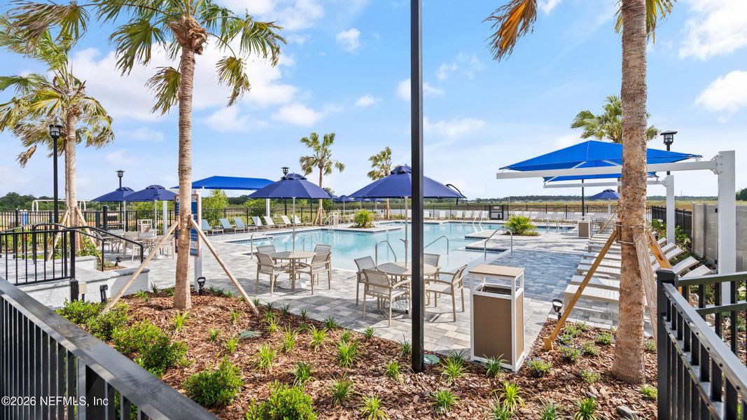 Community amenities in Lakes at Bella Lago - Signature Series, Green Cove Springs (Image 37).