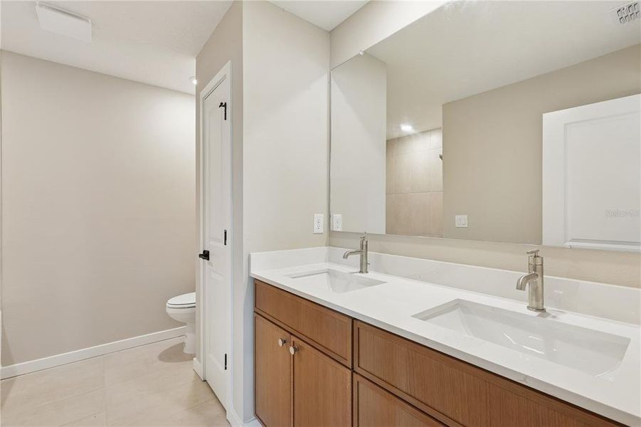 Furnished interior view inside a new home in Sabana Reserve, Ocala (Image 9).