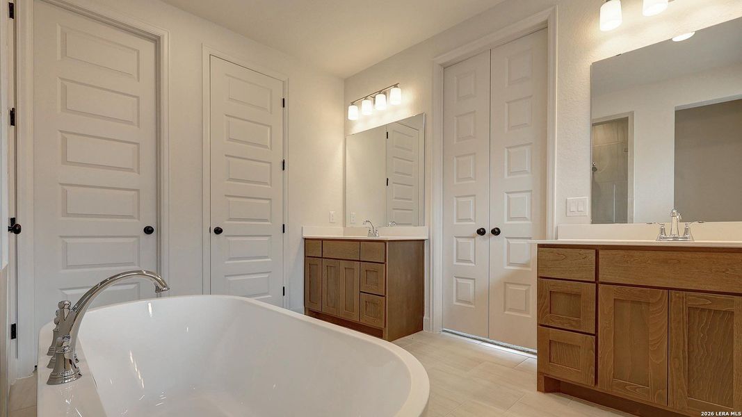 Furnished interior view inside a new home in Briggs Ranch, San Antonio (Image 15).