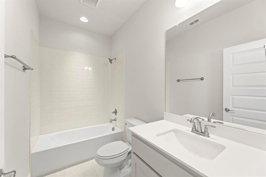23. 3204 Agnew - 2ND Bath