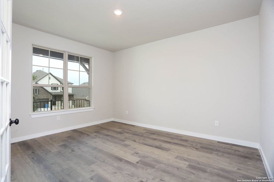 Spacious, unfurnished interior of a new home in Vista Ridge, Live Oak (Image 17). Spacious, unfurnished interior of a new home in Vista Ridge, Live Oak (Image 17).