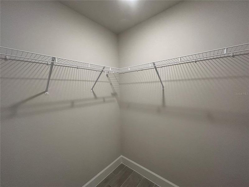 Spacious, unfurnished interior of a new home in Deep Creek, Punta Gorda (Image 12).