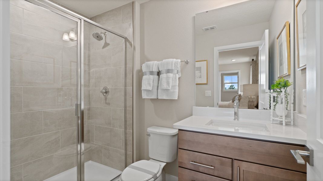 Representative furnished interior of a home built from the Sweetgum by DRB Homes in Trailside, Mount Dora (Image 74).