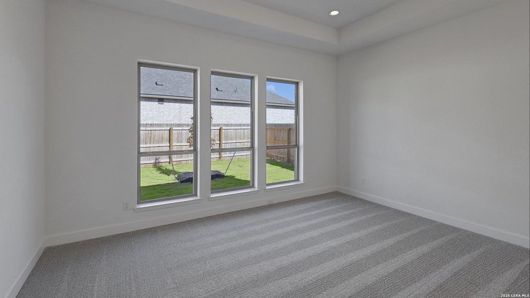 Spacious, unfurnished interior of a new home in Alsatian Oaks, Castroville (Image 26).