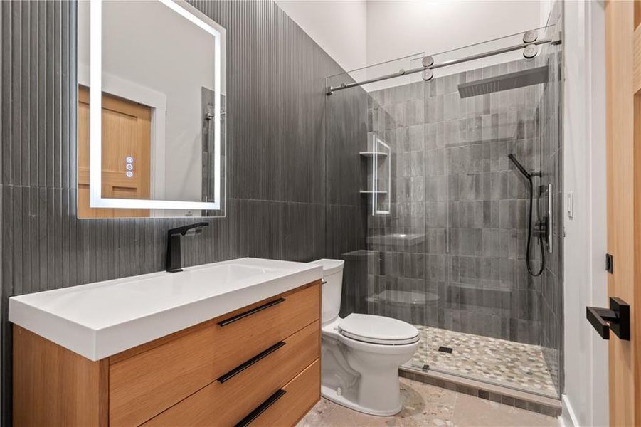 Furnished interior view inside a new home in , Ellijay (Image 9).