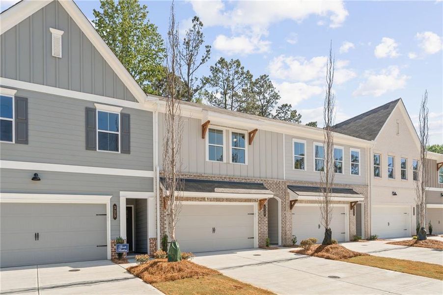 Front exterior of a new home in Cherokee Township, Acworth, GA, highlighting curb appeal (Image 19).