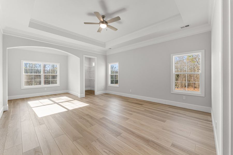 Spacious, unfurnished interior of a new home in Suter Estates, Easley (Image 24).