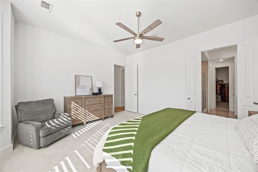 Furnished interior view inside a new home in Thompson Farms: 50ft. lots, Van Alstyne (Image 6). Furnished interior view inside a new home in Thompson Farms: 50ft. lots, Van Alstyne (Image 6).