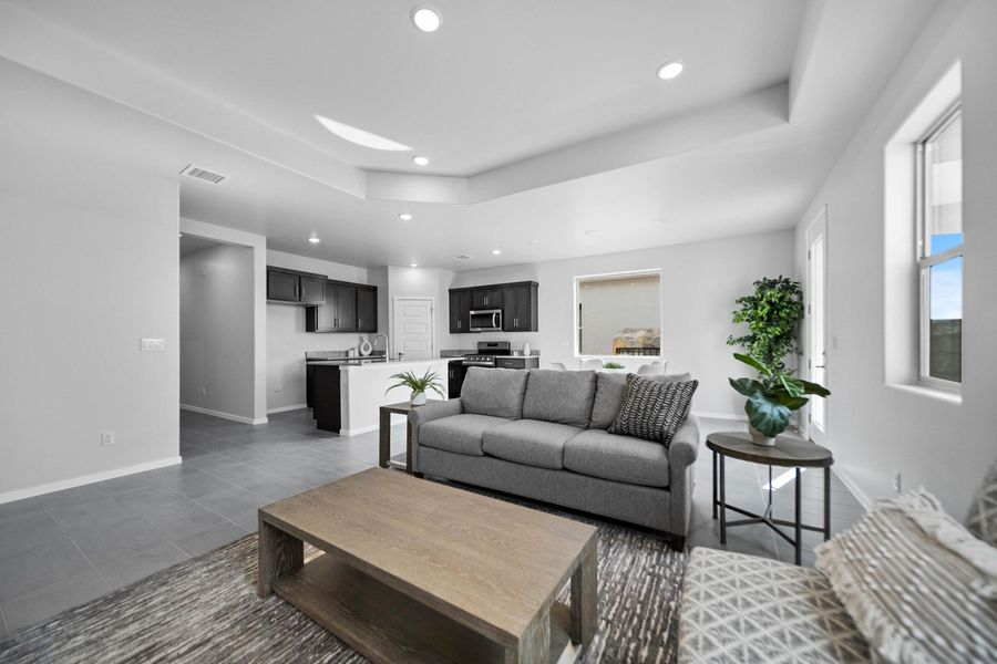 Representative furnished interior of a home built from the Prado by Hakes Brothers in Summer Sky North, El Paso (Image 10).