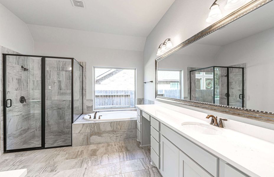 Representative furnished interior of a home built from the 3358 by Ravenna Homes in Artavia 70′, Conroe (Image 16).