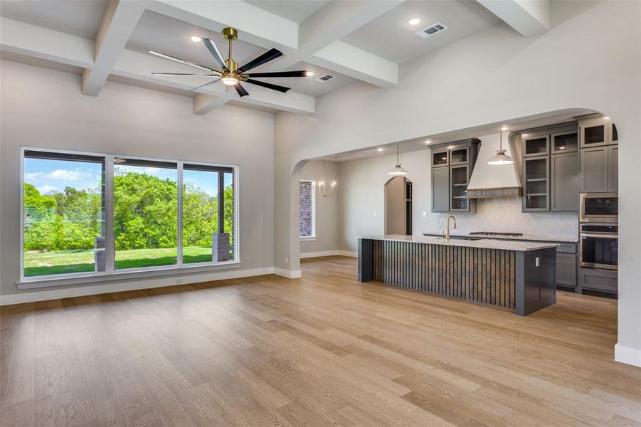 Spacious, unfurnished interior of a new home in , Weatherford (Image 29).