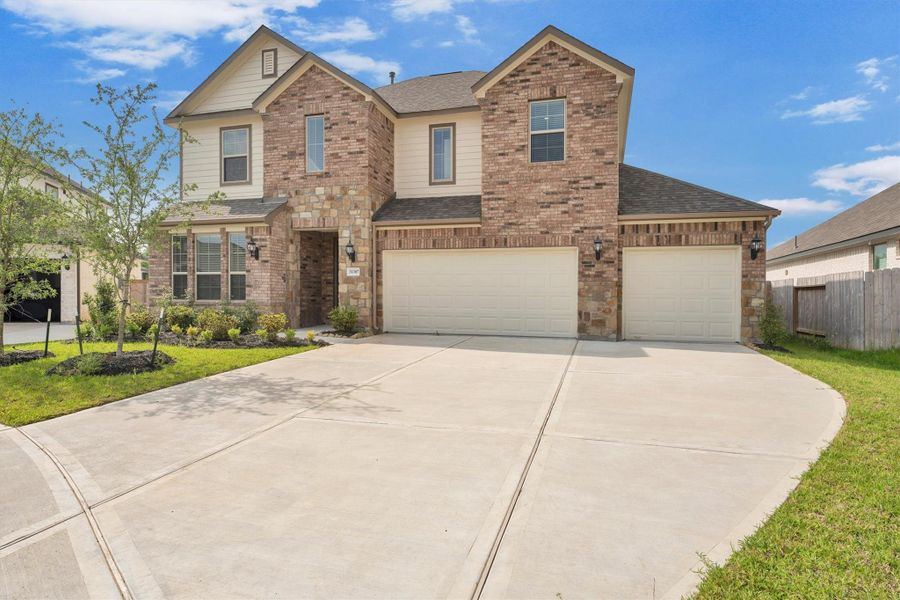 Image 19 of a home in . Image 19 of a home in .