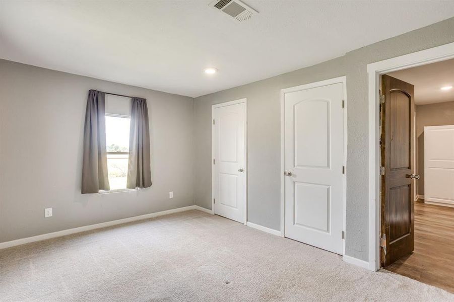 Spacious, unfurnished interior of a new home in , Mineral Wells (Image 15).