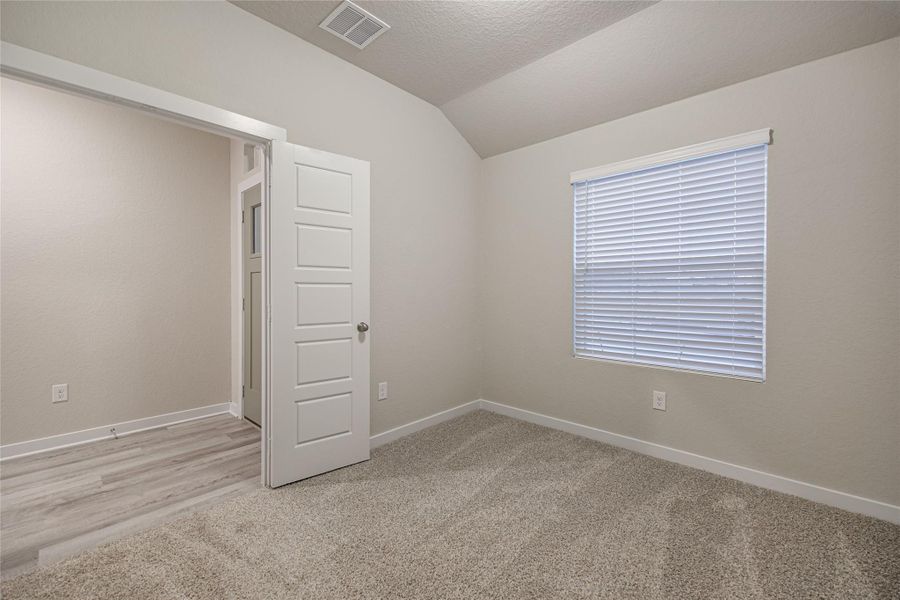 REPRESENTATIVE OF FLOOR PLAN ONLY REPRESENTATIVE OF FLOOR PLAN ONLY