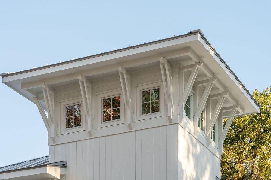 Exterior details and patio area of a home in , Johns Island (Image 4).