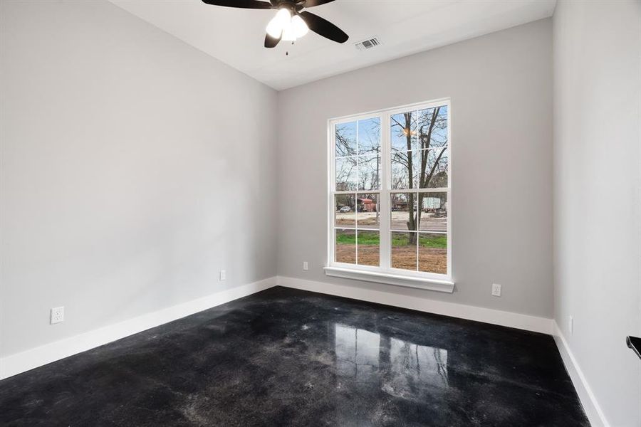 Spacious, unfurnished interior of a new home in , Blossom (Image 15).