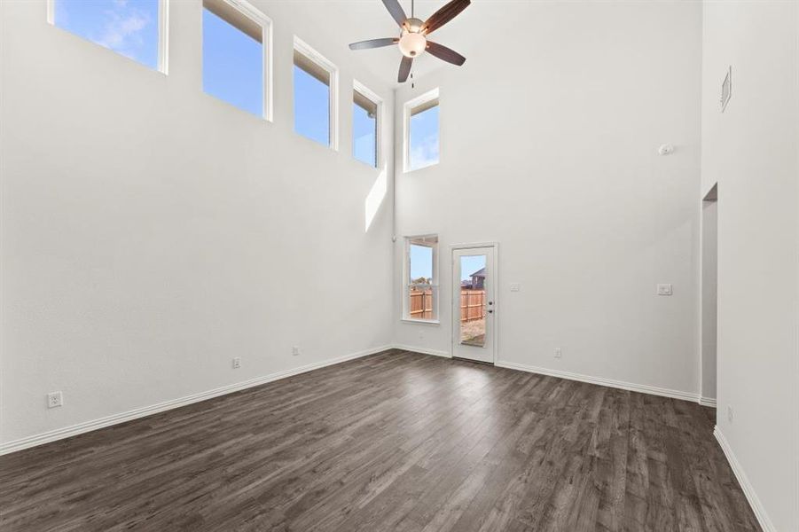 Spacious, unfurnished interior of a new home in Edgewater, Fate (Image 17). Spacious, unfurnished interior of a new home in Edgewater, Fate (Image 17).