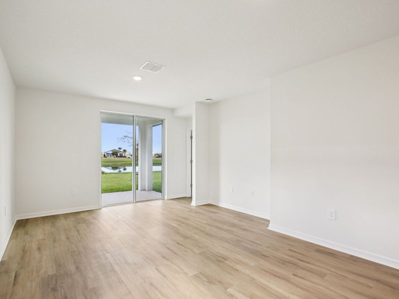 Spacious, unfurnished interior of a new home in Magnolia Bay - Premier Series, Nokomis (Image 11).
