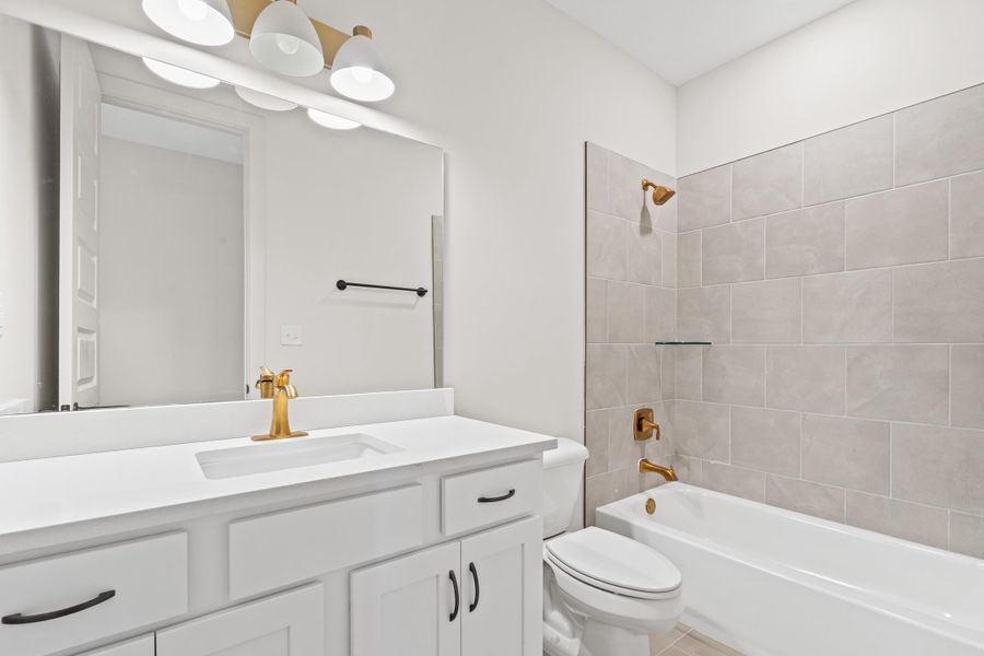 Image 20 of a home in White Oak. Image 20 of a home in White Oak.