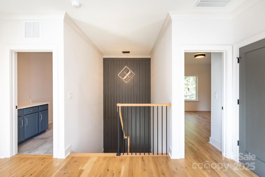 Image 43 of a home in .