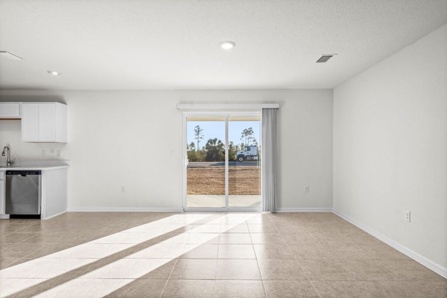Spacious, unfurnished interior of a new home in Salt Creek At Mexico Beach, Mexico Beach (Image 21).
