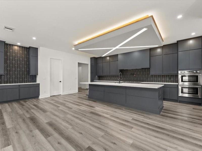 Furnished interior view inside a new home in , Dahlonega (Image 68).