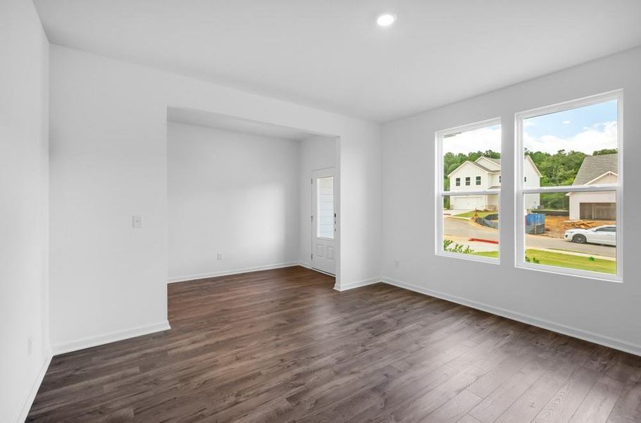 Image 7 of a home in Heritage River.