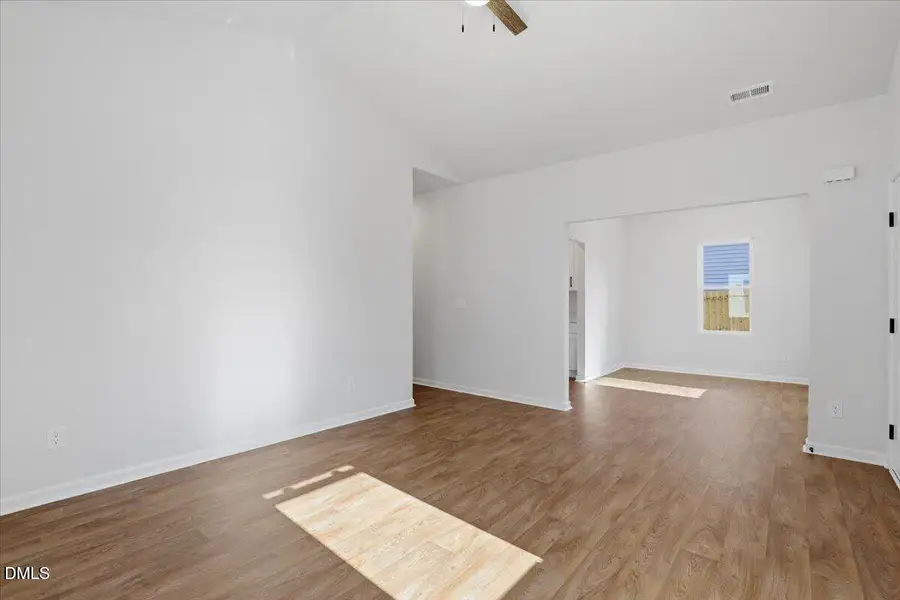 13-413 N Virginia St-13