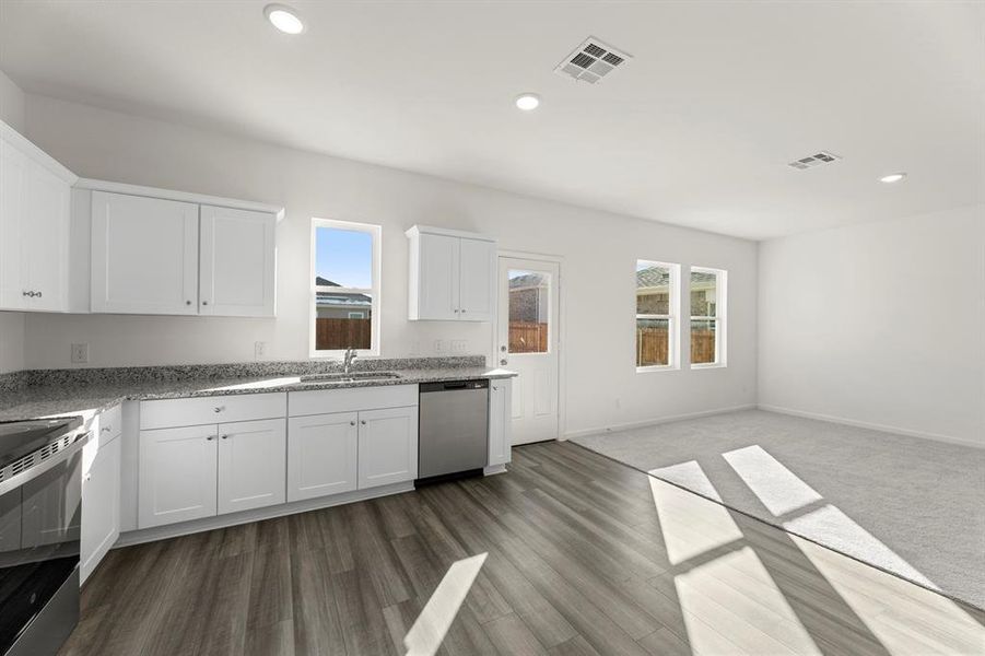 13. 205 Connecticut - Kitchen (4)