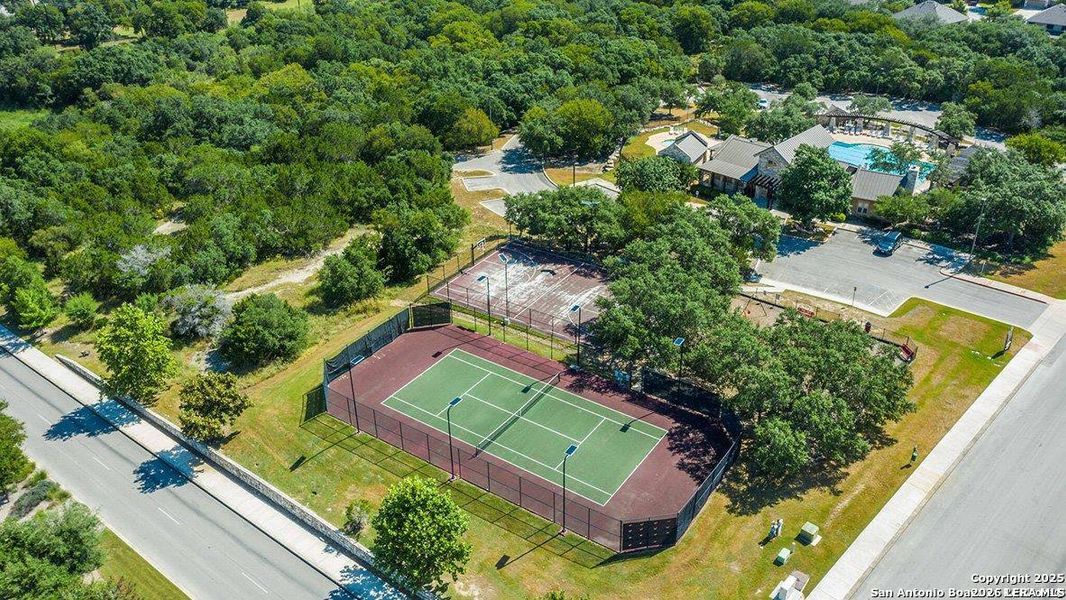 Community amenities in Redbird Ranch, San Antonio (Image 26).