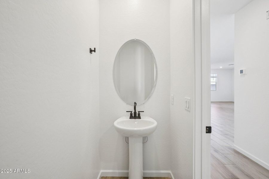 16-web-or-mls-W Bajada Rd-S1012-016