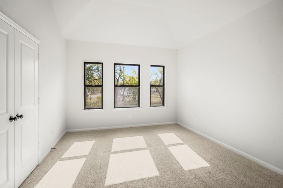 Spacious, unfurnished interior of a new home in Sienna 70' Lots, Missouri City (Image 22). Spacious, unfurnished interior of a new home in Sienna 70' Lots, Missouri City (Image 22).