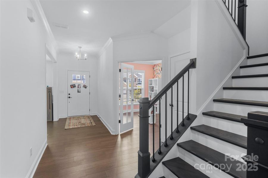 Spacious, unfurnished interior of a new home in , Charlotte (Image 18).