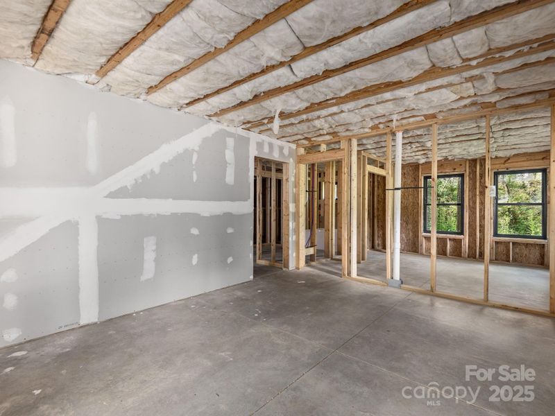 Endless potential for income-producing apartment, multigenerational living, or guest suite