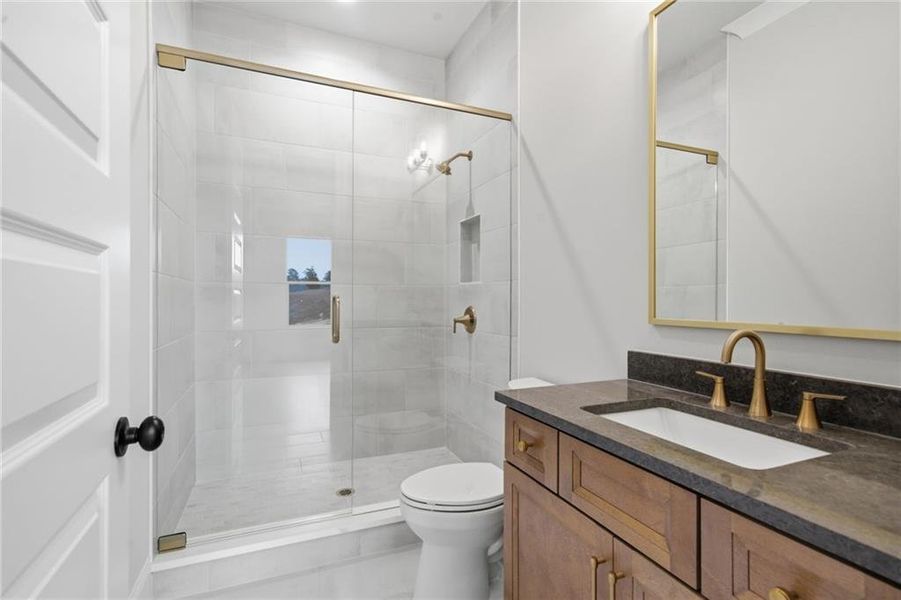 Furnished interior view inside a new home in , Gainesville (Image 40).