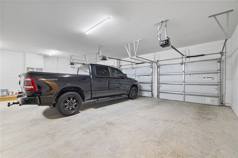 Spacious, unfurnished interior of a new home in , Winter Garden (Image 65).