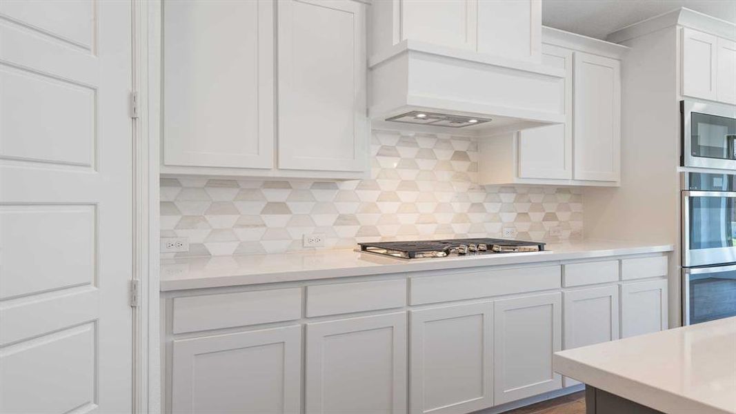 Furnished interior view inside a new home in Talon Hills 60'/70', Fort Worth (Image 9). Furnished interior view inside a new home in Talon Hills 60'/70', Fort Worth (Image 9).