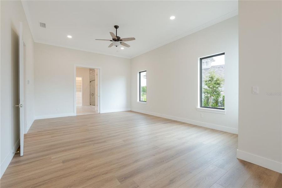 Spacious, unfurnished interior of a new home in , Palm Coast (Image 48).