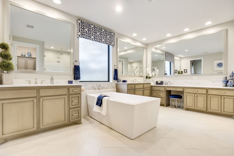 Representative furnished interior of a home built from the Catalina by Giddens Homes in Clearwater Ranch, Liberty Hill (Image 99).