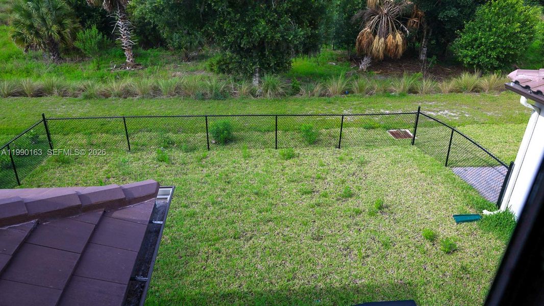 Exterior details and patio area of a home in , Ave Maria (Image 3).