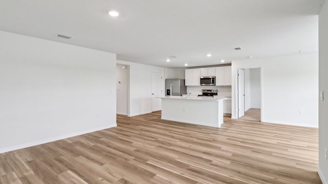 Representative unfurnished interior of a home built from the Aria by D.R. Horton in Sandal Key, Weeki Wachee (Image 18).