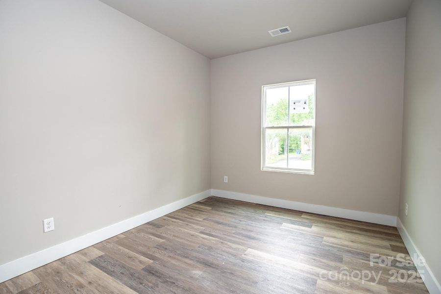 Spacious, unfurnished interior of a new home in , Hickory (Image 8).