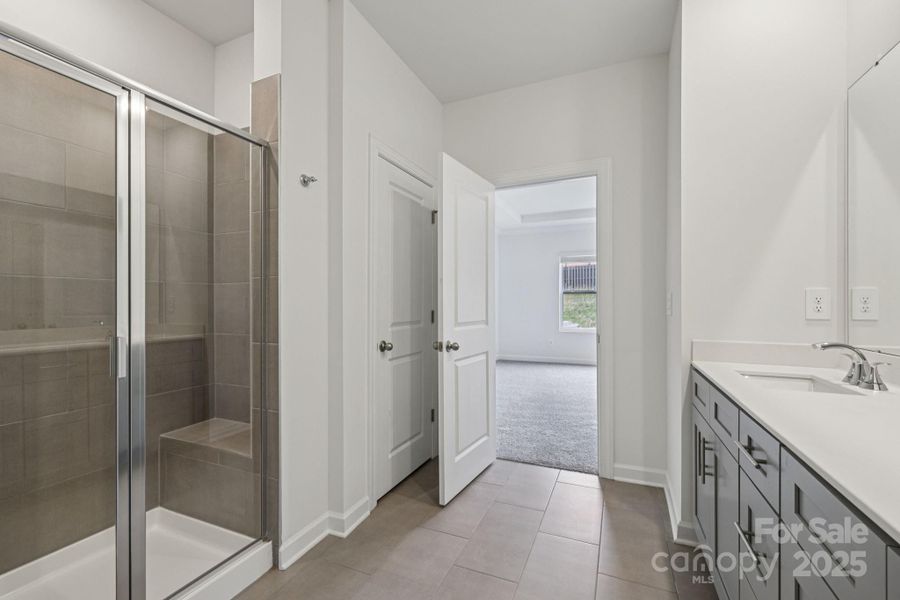 Photo is not of the actual home, but is an inspirational photo of builder’s model home Photo is not of the actual home, but is an inspirational photo of builder’s model home