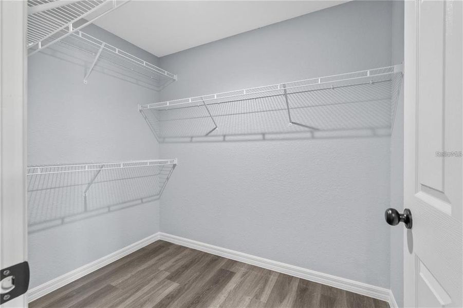 Spacious, unfurnished interior of a new home in , Ocala (Image 19).