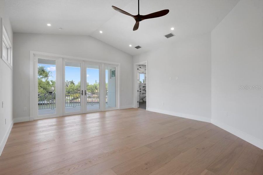 Spacious, unfurnished interior of a new home in , Sarasota (Image 55). Spacious, unfurnished interior of a new home in , Sarasota (Image 55).
