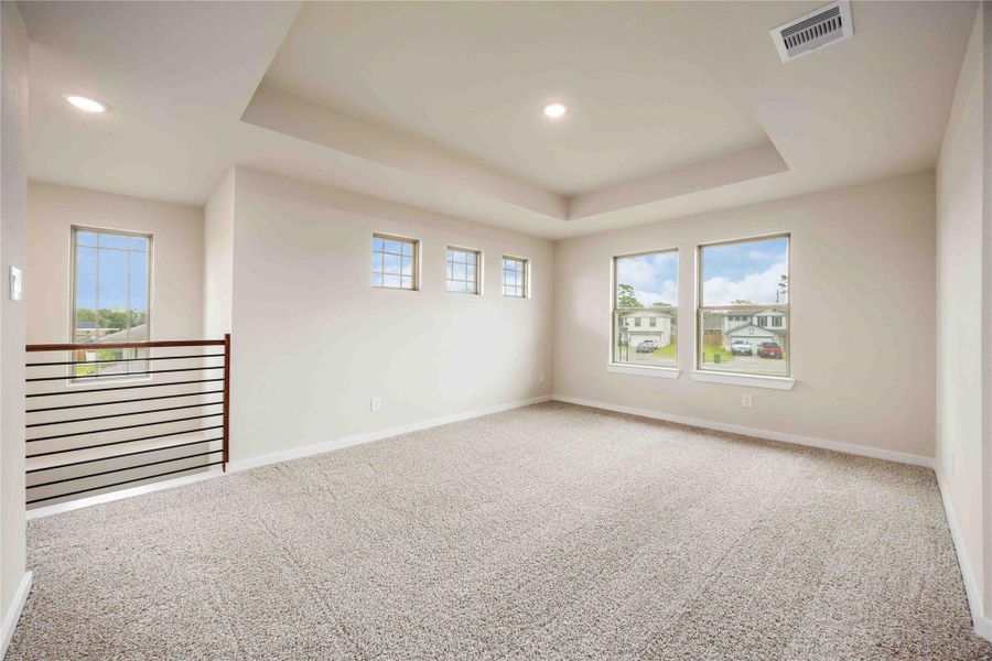 Spacious, unfurnished interior of a new home in The Villages at Westpointe, Dayton (Image 25).