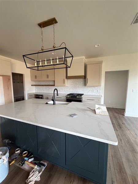Furnished interior view inside a new home in , Abilene (Image 11).