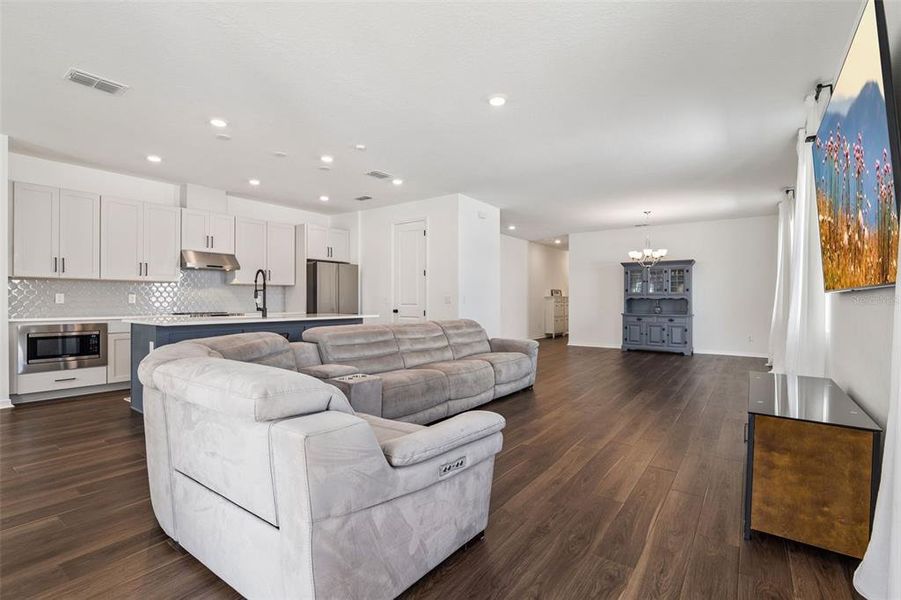 Furnished interior view inside a new home in , Minneola (Image 5).